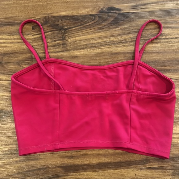 Beautiful future crop top like new - Picture 2 of 2